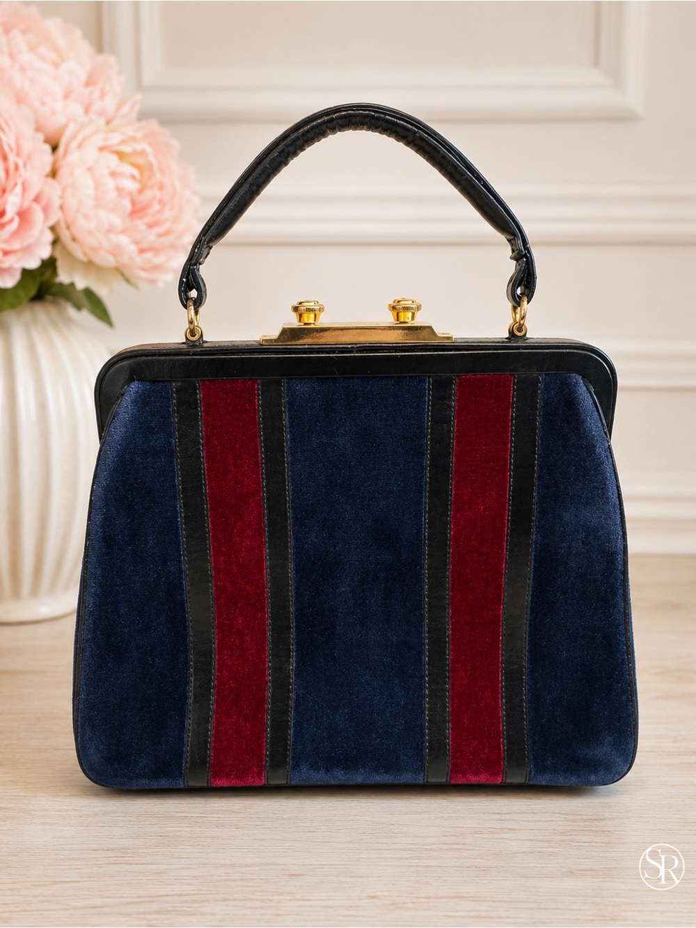 Vintage Roberta di Camerino Bagonghi Doctor Bag Navy & Crimson Velvet Italy - Picture 6 of 10